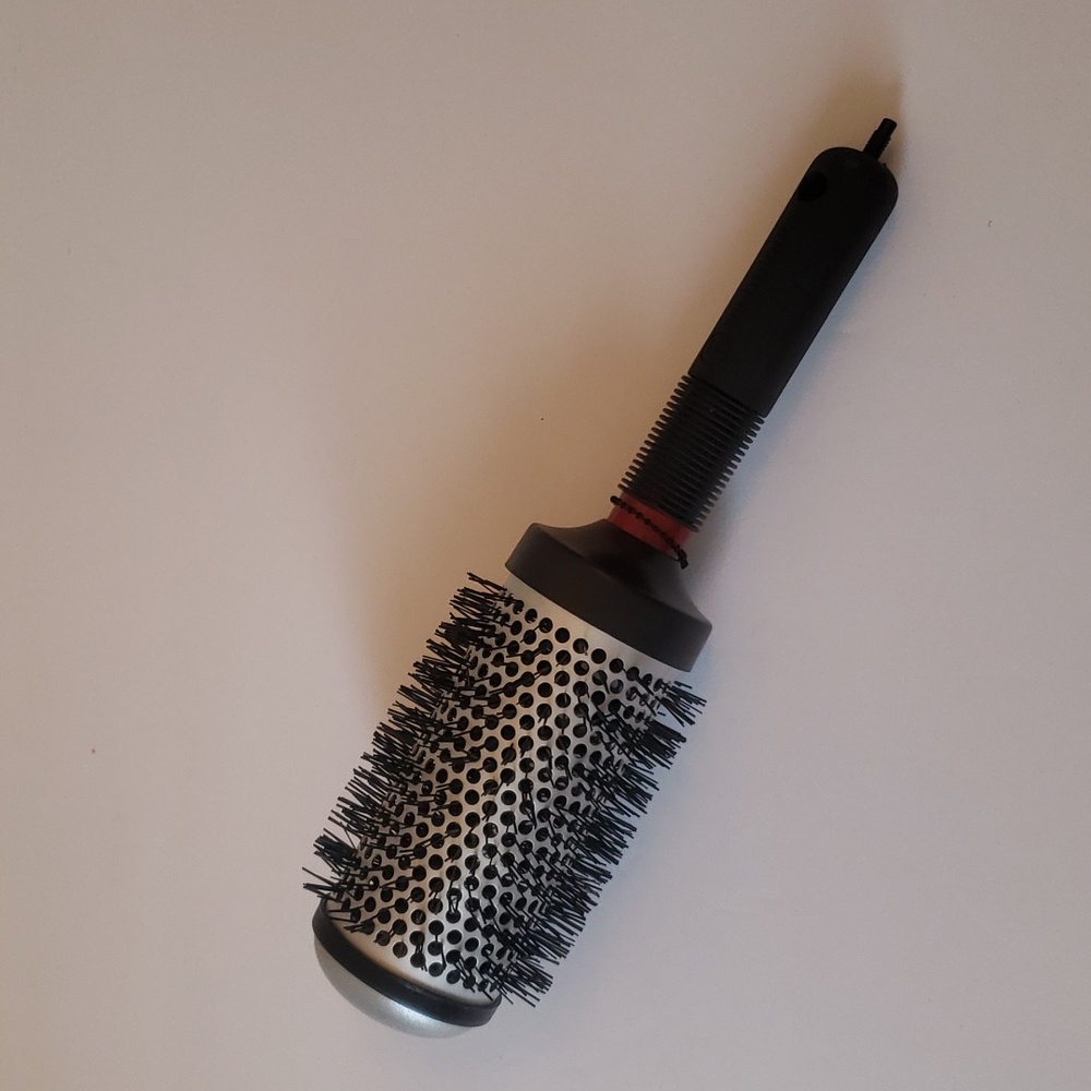 Cricket Korea Styling Hair Brush NWOT